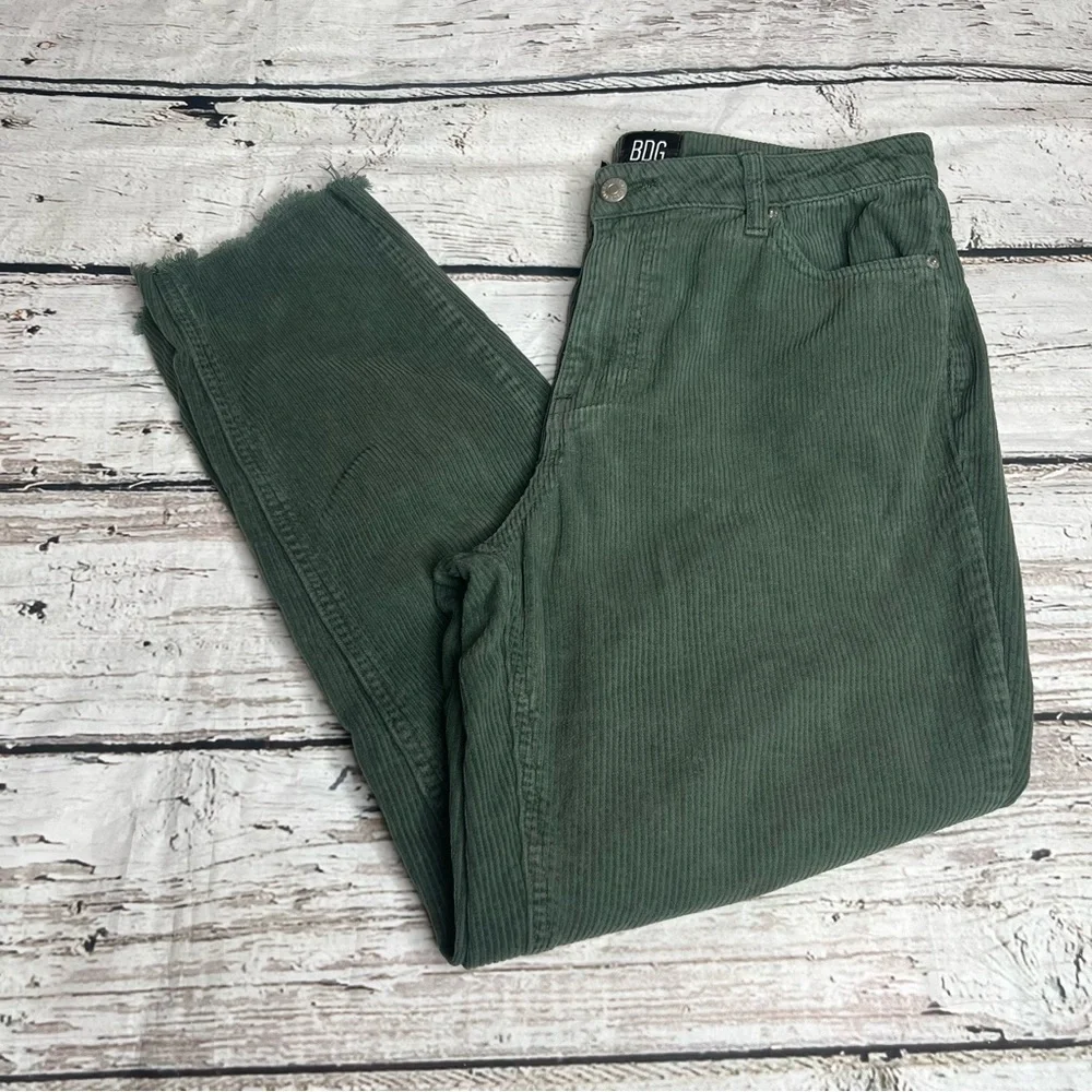 BDG Mom High Rise Corduroy Jean Size 27 - Picture 4 of 10